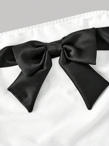 SHEIN MOD Y2K蝴蝶结前开襟露脐修身时尚抹胸上衣 - 白色 - 查看 3