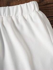 SHEIN X Care Bears Conjunto de camiseta casual versátil de manga corta y cuello redondo con estampado de dibujos animados lindos para niñas jóvenes - Blanco - Ver 5