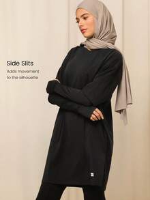 GLOWMODE X Reem Modest Pima 棉质 Mighty Midi 柔软透气轻盈侧开衩茧型 T 恤连衣裙 日常休闲装 - 黑色 - 查看 4