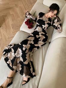 DAZY Women's Floral Applique Elegant Fitted Long Sleeve Dress - Black - View 6