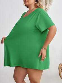 SHEIN CURVE+ Plus Size Casual Solid Color Round Neck Short Sleeve T-Shirt - Green - View 7
