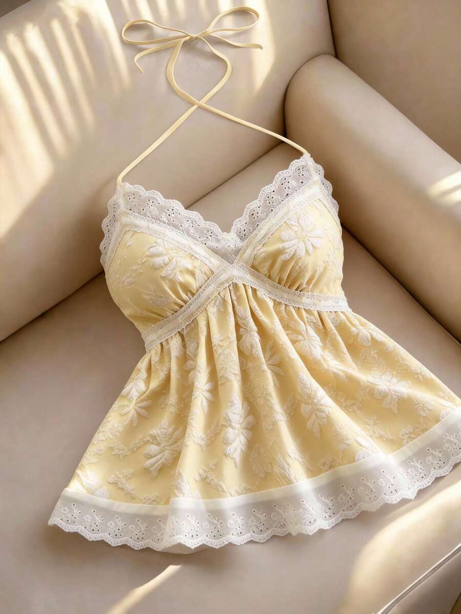 Franclia Áo kiểu nữ mùa hè phối họa tiết, khoét rỗng, thêu jacquard, cổ yếm, hở lưng. - Màu vàng - Xem 1