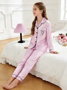 Tween Girls Pajamas-2 Piece Pajama Set Pink White Striped Satin Look Long Sleeve Button Up Top Notch Collar Chest Pocket Heart Embroidery Matching Pants Elastic Waist Four Seasons Holiday 2026 Must Have Sleepwear Loungewear Cozy Gift Ideal Bedroom Sleepwear Set Pink Striped Pajama Pink Pajama Sets - Pink - View 4