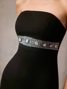 MOTF Soiréza 女士无肩带修身鱼尾晚礼服，胸下饰有水钻装饰带，自然垂坠的鱼尾裙摆，适合婚礼、盛大晚宴、颁奖典礼和正式招待会等场合。 - 黑色 - 查看 3