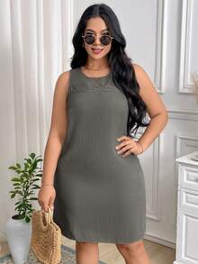 SHEIN LUNE 大码女式纯色无袖蕾丝拼接连衣裙 - 灰色 - 查看 4