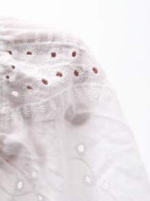 DAZY Women's Loose V-Neck Long Sleeve Textured Jacquard Fabric Cropped Casual Vacation Blouse, Spring/Summer - White - View 8