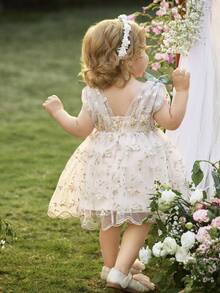 SHEIN Vestido elegante y lindo para bebé niña con bordado floral y decoración de lazo de malla - Albaricoque - Ver 2