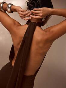 Glamine Women's Fashionable Black Backless Dress - Dark Brown - View 4