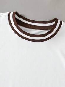 2pcs/Set Teen Boy Summer New Style Casual Outfit, White Short Sleeve Tee Paired With Burgundy Checkerboard Shorts, Campus Style Graduation Back-To-School - White - View 5