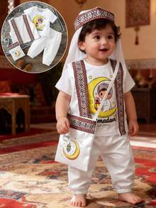 SHEIN Baby Boy Cute Moon Boy Print T-Shirt And Pants, Vest And Bag Full Set Arabic Baby Boy Clothes Middle Eastern Baby Clothing Toddler Boy White Set Newborn Baby Girl - White - View 3