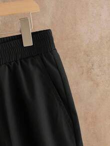 HIMLAND Men's Blue Button-Down Short Sleeve Shirt And White Side Pocket Casual Pants Set Men Casual Top And Bottom Set Men Navy Blue 2 Piece Set Men 2 Piece Set Linen Men Set Men Summer Pants Set - Red - View 5