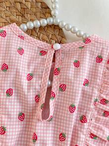 Baby GirlSweet Cute Pink & White Plaid Strawberry Print Woven Fabric Round Neck Drawstring Design Back Collar Open Water Drop Mushroom Button Decorative Cap Sleeve Knee-Length Dress Baby Girl Pink Summer Dress Strawberry Baby Dress Pink Strawberry Dress - Pink - View 9