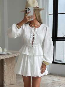 DAZY Bộ đồ nữ màu trơn, chất liệu vải có họa tiết, tay phồng thắt nơ và quần short, kiểu dáng thường ngày, thích hợp cho kỳ nghỉ xuân/hè. - trắng - Xem 6