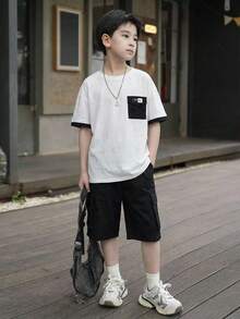 SHEIN 2pcs Tween Boy Black And White Contrast Color Block Pocket Round Neck Short Sleeve T-Shirt And Cargo Shorts Set,Back-To-School Summer Casual School - Black - View 3