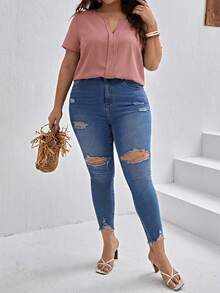 SHEIN Clasi Áo sơ mi nữ cỡ lớn, màu trơn, cổ chữ V, tay ngắn, kiểu dáng thường ngày. - Bụi hồng - Xem 3