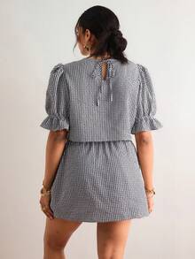 Freevana Plus Size Women Plaid Floral Decor Short Petal Sleeve Shirt And Mini Skirt Fashion Set - Black and White - View 3
