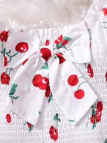 Vestido de verano de estilo campestre para actividades al aire libre, con estampado de cerezas en blanco y rojo, elegante y cómodo. Falda con volantes y lazo, manga corta con volantes, silueta evasé con recogido en la cintura - Blanco - Ver 7