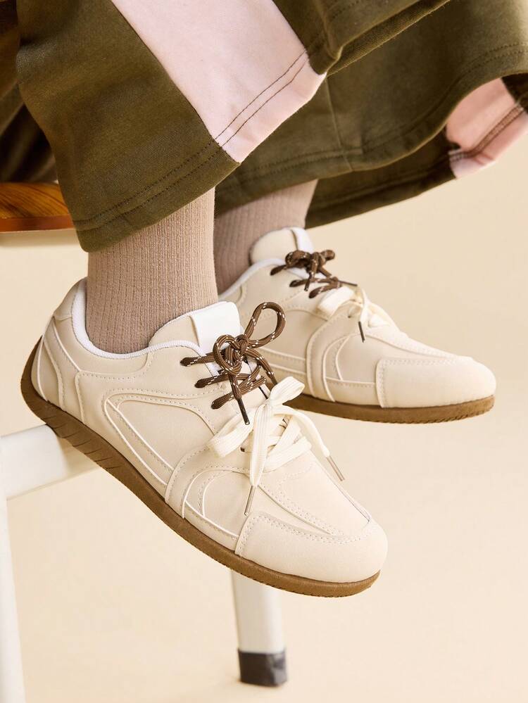 CUCCOO EASI Women's Casual Comfortable Flat Sneakers, Versatile For Daily Wear