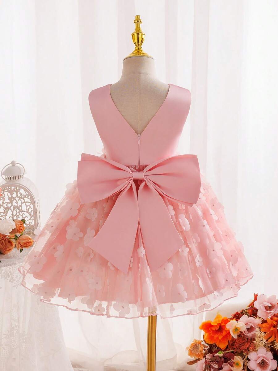 SHEIN Glamorique Kids Girls' White Bow Waist Embroidered V-Back Elegant Party Dress, Suitable For All Seasons - Pink - View 1