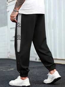 Manfinity Hypemode Men's Letter & Smiling Face Print Drawstring Waist Knit Jogger Pants - Black - View 2