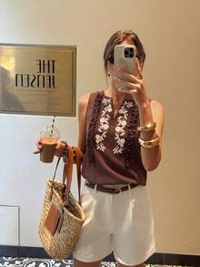 SHEIN Frenchy Women's Frenchy Casual Brown Linen Look Contrast Color White Floral Embroidered Ruffle Trim Notch Neck Sleeveless Boho Blouse Top,Summer,Casual Office, French Style,Business Casual Woman,Elegance,Old Money Style,Beach Vacation Resort Wear Boho Top Going Out Tops Women Casual,Summer,Carnival Women Look 2026 2026,Summer Holiday,Brown Top Brown Embroidered Top - Brown - View 3