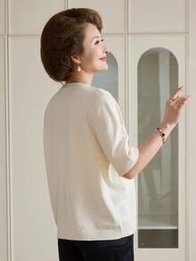 Livesso 女士V领宽松短袖针织上衣 - 杏色 - 查看 4