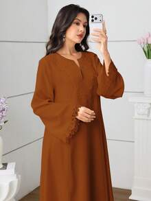 SHEIN Najma 优雅V领花卉蕾丝拼接长袖喇叭下摆阿拉伯风格女式连衣裙 - 橘色 - 查看 5