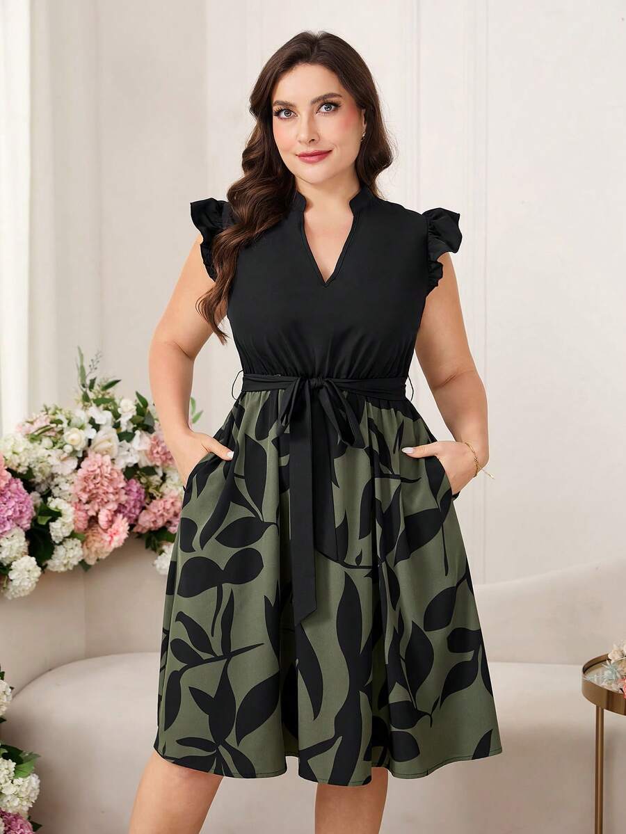 SHEIN Clasi 加大码印花V领荷叶边腰带连衣裙 - 彩色 - 查看 1