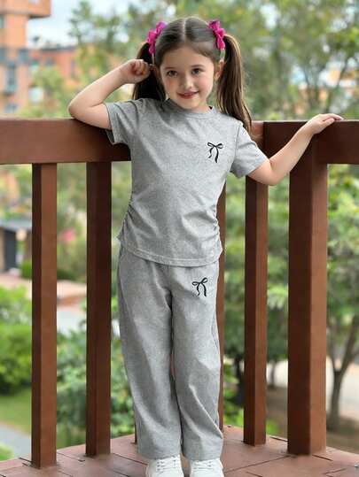 2件套女童休闲蝴蝶结印花褶皱腰圆领短袖T恤+松紧腰长裤套装，轻盈舒适直筒裤，春夏款