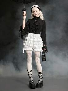 ROMWE Goth 女士可爱蛋糕蝴蝶结撞色蕾丝边灯笼短裤 - 白色 - 查看 1