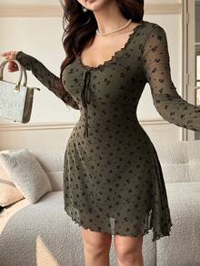 Feyla 新款植绒网纱不对称A字短款连衣裙，U领长袖 - 綠色 - 查看 3