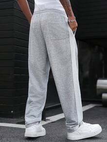 Manfinity Homme 休闲灰色男士运动裤，饰有滚边和毛边裤脚 - 淺灰色 - 查看 2