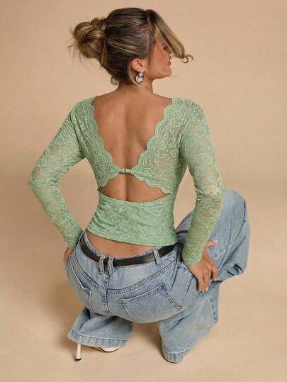 SHEIN BAE Autumn/Winter Solid White Sexy Lace Long Sleeve Backless Blouse, Sexy Backless Top, Autumn Top, Backless Undershirt, Outerwear Top, Autumn Women's Clothing, Old Money, Sexy Minimalist Women's Top, Suitable For Party, Cocktail Party, Formal Occasions, Birthday Top