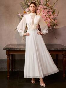 MOTF Soiréza 撞色蕾丝高领灯笼袖雪纺连衣裙 - 白色 - 查看 7