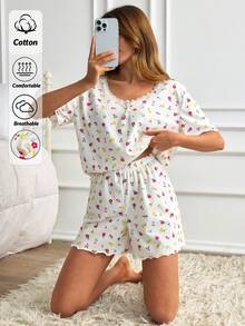 SHEIN 纯棉女士两件套彩色花卉图案纽扣蕾丝装饰睡衣套装，包括T恤和短裤，休闲可爱。 - 白色 - 查看 1