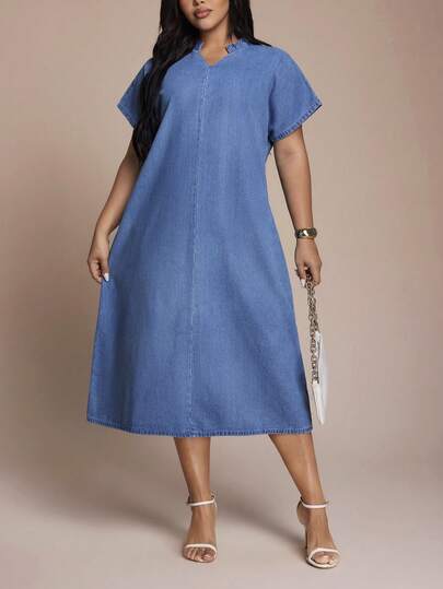 SHEIN CURVE+ Plus Size Solid V-Neck Short Sleeve Loose Casual Denim Dress
