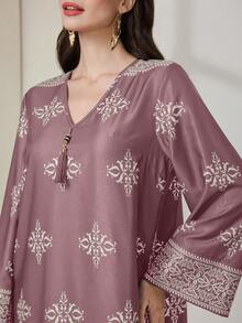 Al Najma Women's Floral Print V-Neck Long Sleeve Loose Arabic Style Maxi Dress - Pink - View 3