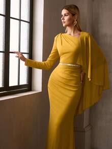 MOTF Soiréza Vestido de fiesta maxi elegante y glamoroso con mangas asimétricas y capa con volantes, detalles de volantes en la cintura, silueta entallada y cola de pez. Ideal para fiestas navideñas, Nochevieja, galas y eventos formales, bodas. - Amarillo - Ver 6