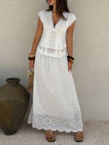 DAZY Bộ đồ 2 mảnh mùa hè dành cho nữ: Áo croptop không tay màu trắng ren và chân váy chữ A dáng suông, thích hợp cho du lịch biển. - trắng - Xem 3