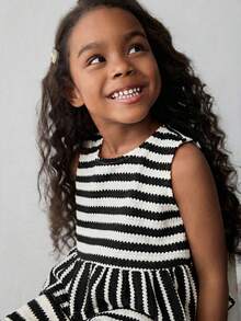 Maija Kids 2pcs/Set Young Girl Striped Vest And Shorts Set - Black and White - View 3