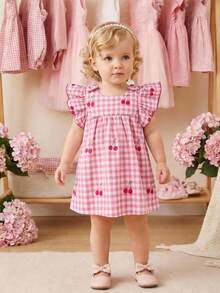 SHEIN 1 pieza Vestido de niña bebé sin mangas de cintura alta con cuello cuadrado y botones, con volantes y estampado de cuadros rosas, estilo campestre casual, patrón fresco, silueta ligera, adecuado para juegos al aire libre, uso casual en casa y fiestas relajadas - Rosa - Ver 9
