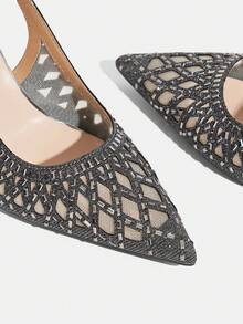 CUCCOO TILAWA Giày cao gót mũi nhọn dành cho nữ, được trang trí hoàn toàn bằng đá quý lấp lánh, thiết kế quai điều chỉnh được, phù hợp cho mọi mùa - Phong cách đường phố Trung Đông thanh lịch, thích hợp cho ngày Valentine, công sở và các dịp thường ngày. - Xám - Xem 5