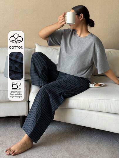 Dazy Plus Plus Size Women Casual Solid Color Short Sleeve Loose Top And Plaid Straight Leg Pants Pajama Set, Spring/Summer/Autumn