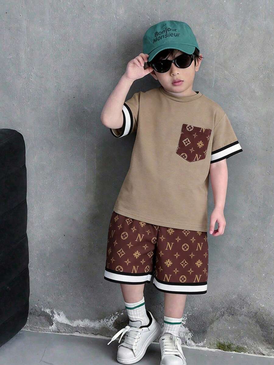 SHEIN 2pcs/Set Young Boy Casual Printed Pocket Round Neck Contrast Trim Short Sleeve T-Shirt And Printed Shorts Knit Set Summer Y2k Vacation Goth Gothic Streetwear Sumwon Burgundy Holiday Vintage Boho Festival Gras Party Cute Birthday Boys Modest Home Casual Cozy - Multicolor - View 1