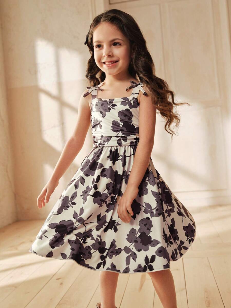 SHEIN Young Girl' Ditsy Floral Dress, Suitable For Daily Outings And Vacation - Multicolor - View 1