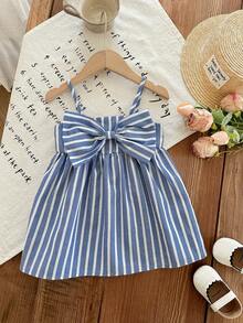 SHEIN 女宝宝度假休闲可爱蓝白条纹蝴蝶结吊带连衣裙 - 藍色 - 查看 5