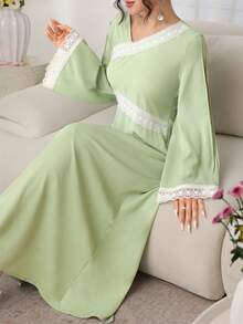 SHEIN Najma Oblique Collar Lace Trim Pleated Long Sleeve Flared Hem Arabic Style Dress For Women - Green - View 7