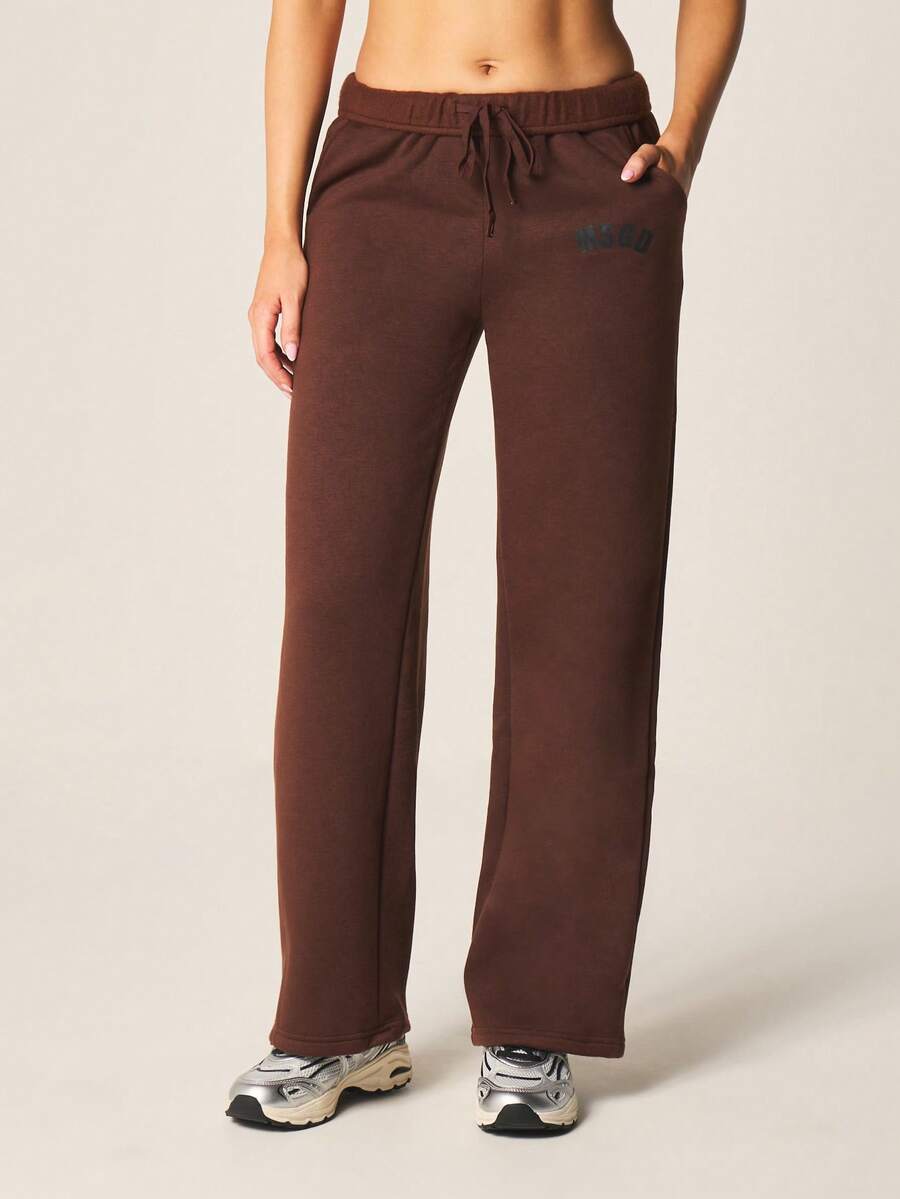 MISSGUIDED Pantalones de chándal con cordón y ajuste relajado con logotipo bordado para comodidad casual - Marrón - Ver 1