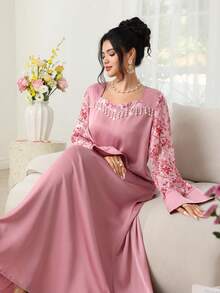Al Najma Elegant Contrast Lace Flare Sleeve Dress, Spring/Summer - Pink - View 2
