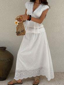 DAZY Bộ đồ 2 mảnh mùa hè dành cho nữ: Áo croptop không tay màu trắng ren và chân váy chữ A dáng suông, thích hợp cho du lịch biển. - trắng - Xem 5